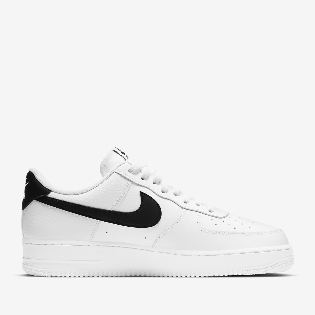 AF1 WHITE BLACK