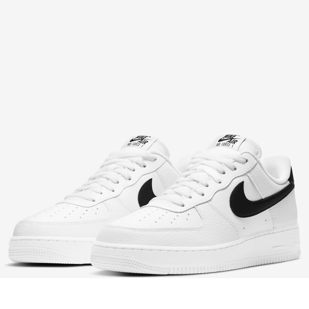 AF1 WHITE BLACK