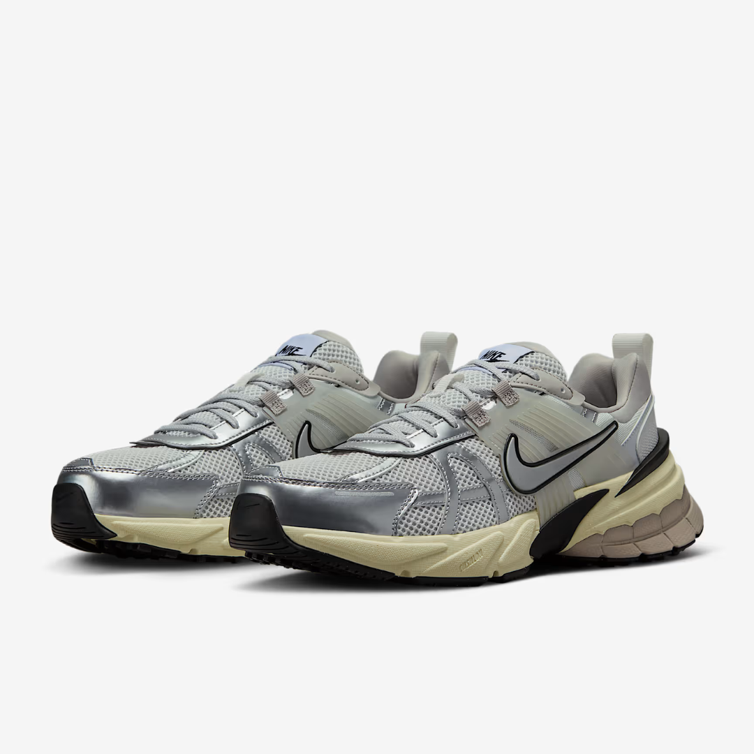 V2K Run Summit White