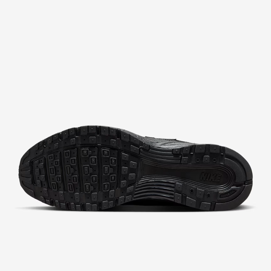 P6000 Triple Black