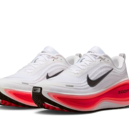 Vomero Plus - Bright Crimson