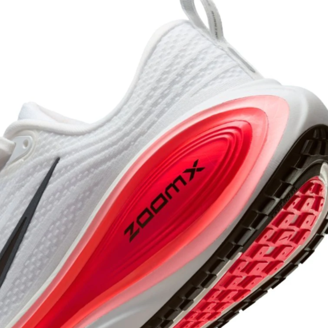 Vomero Plus - Bright Crimson