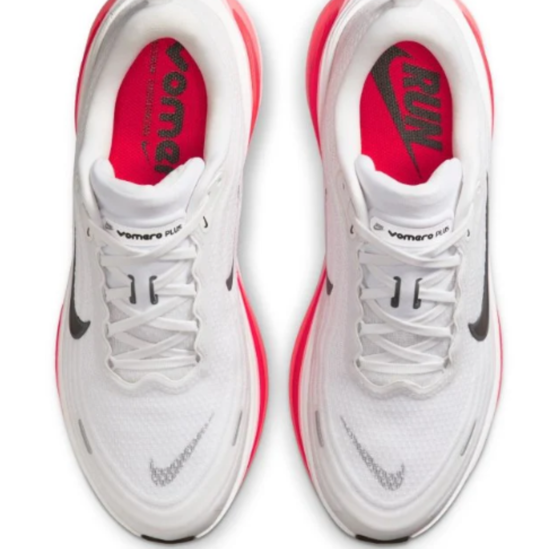 Vomero Plus - Bright Crimson